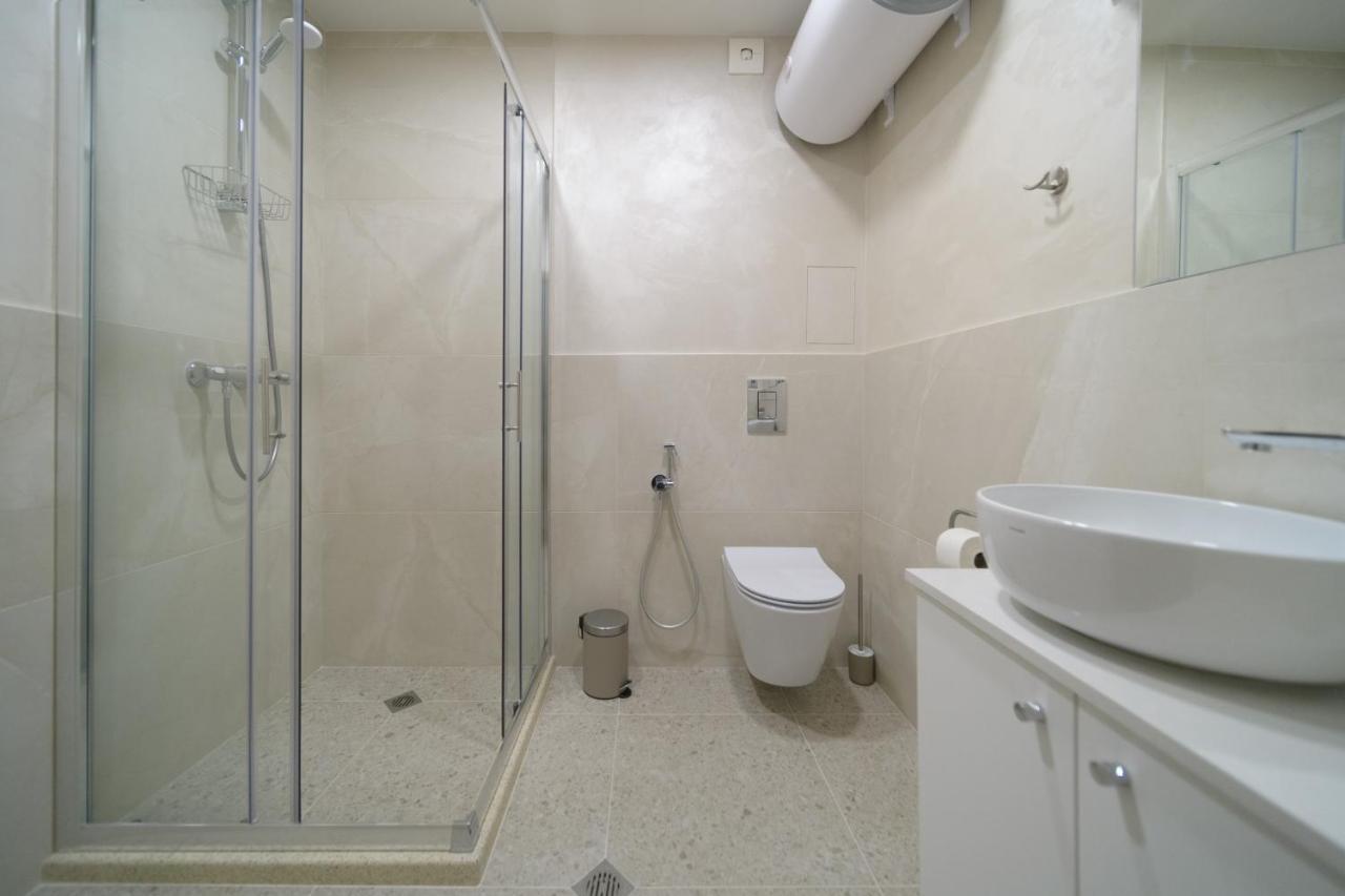 Magdalena Apartment - Two Bathrooms, Perfect City Center Warna Exterior foto
